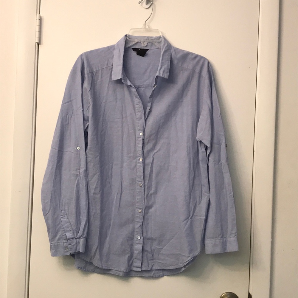 Women’s button up shirt
